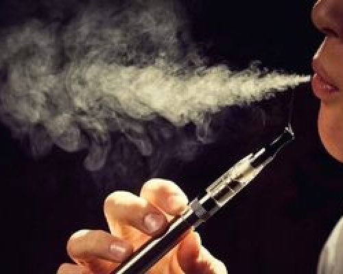 لزوم جلوگیری از فروش دخانیات در مراکز غیرمجاز