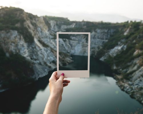 شما مدیریت می‌کنید یا رهبری؟ ۷ راز قدرتمند رهبران بزرگ