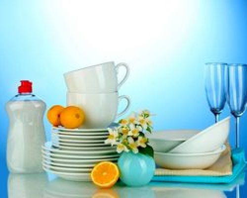 خطرات باقی ماندن مایع ظرفشویی روی ظرف