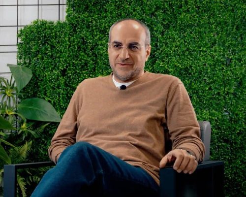 «جشنواره هنرهای تجسمی جوانان» باید از رویدادی که یک‌بار در سال برگزار می‌شود به «پلتفرمی مستمر» برای مشارکت جوانان تغییر هویت پیدا کند!