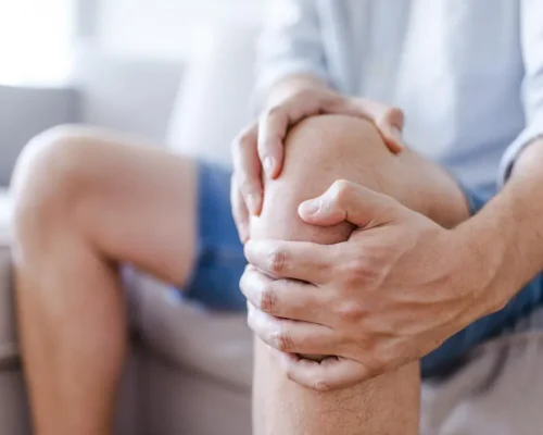 چرا مفاصل تق تق می کنند؟