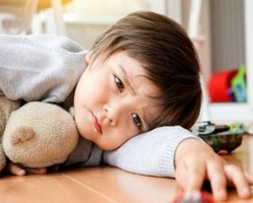 فرزندخوانده، وارث و محرم شرعی می‌شود؟