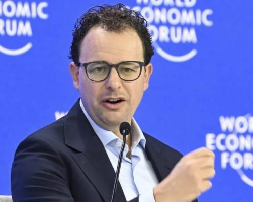 نوشتن کدهای آنتروپیک با هوش مصنوعی