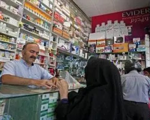 اگر جنگی رخ دهد بعید است بیش از 2 ماه طول بکشد/ در صورت وقوع جنگ دپوی دارویی کشور کافی است