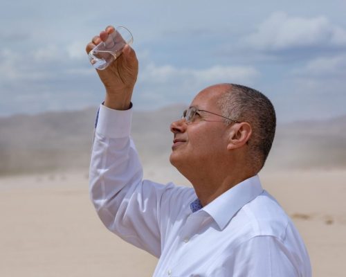 اختراع دستگاهی برای استخراج آب از هوای خشک