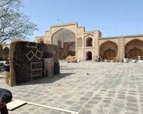مهیّا شدن مساجد و مصلّی‌های نماز جمعه برای خدمت‌رسانی شبانه‌روزی به هم‌وطنان