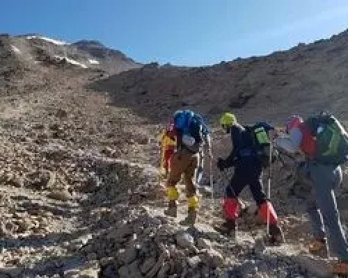 نفوذ توده هوای گرم و خطر گرمازدگی کوهنوردان