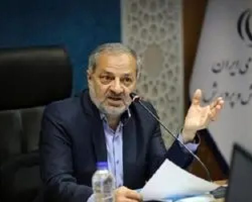 از وضعیت مدارس دولتی و غیردولتی راضی نیستم