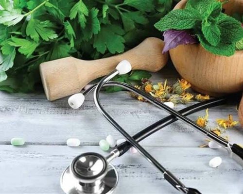 ایران می‌تواند پیشگام ارائه خدمات طب سنتی در جهان باشد