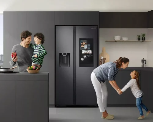 بررسی قابلیت‌های یخچال مدرن Family Hub سامسونگ؛ ابزاری برای مدیریت هوشمند آشپزخانه