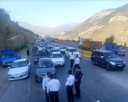 تردد خودروها از جاده چالوس به کرج ممنوع شد
