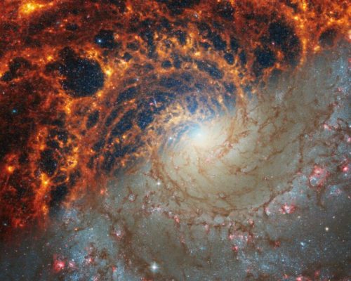 کهکشان NGC 628