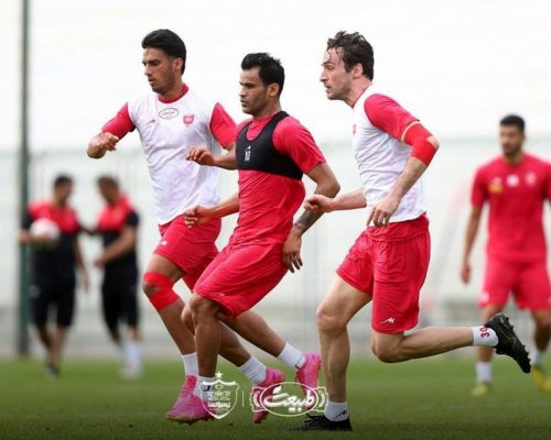جلسه فنی اوسمار در امارات پیش از تمرین پرسپولیس