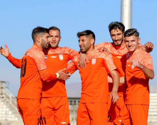حریف پرسپولیس از ته جدول سرمربی آورد