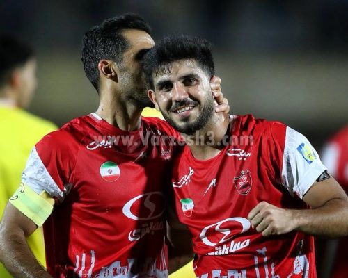 خط هافبک پرسپولیس زیرنظر آقا کریم!