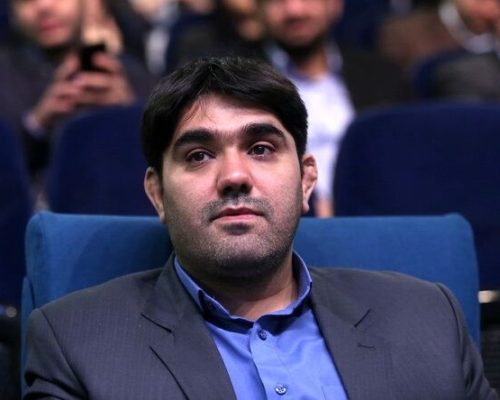 رئیس اتحادیه کسب‌وکارهای مجازی جلسه‌ای را با تهدید رئیس یک نهاد ترک کرد