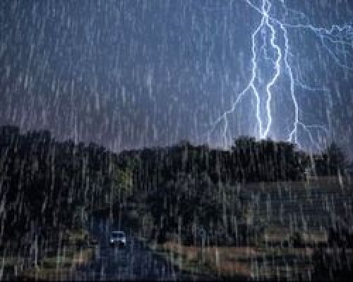 رگبار و رعد و برق در ۱۲ استان