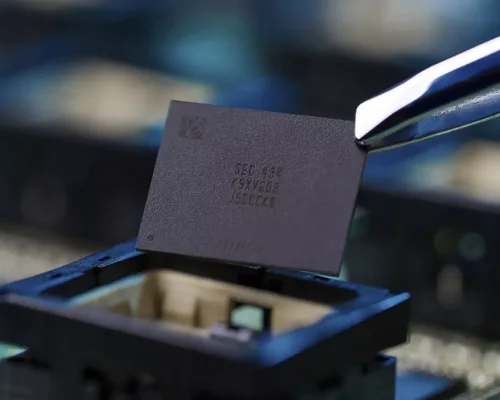 حافظه ۱ ترابیت QLC V-NAND سامسونگ