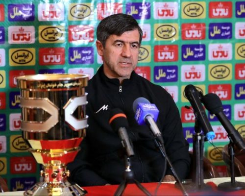 سرمربی پرسپولیس بعد از بازی معرفی می‌شود