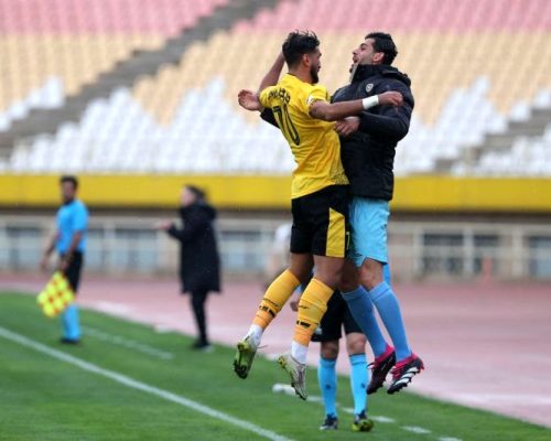 سپاهان 3 - فولاد 1: زیبا، تهاجمی و تماشایی