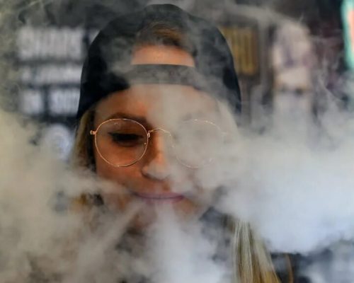 سیگار برقی خطر ابتلا به سرطان ریه را افزایش می‌دهد