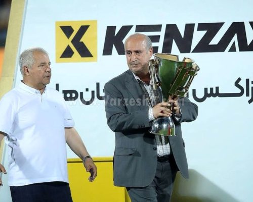 علی پروین: زنگ بزن آمبولانس!