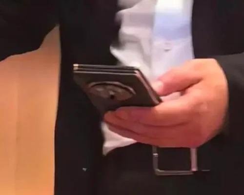 تصویر جدیدی از گوشی تاشو با دو لولای هواوی منتشر شد