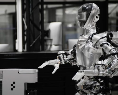 مایکروسافت و OpenAI احتمالاً روی یک شرکت رباتیک سرمایه‌گذاری می‌کنند