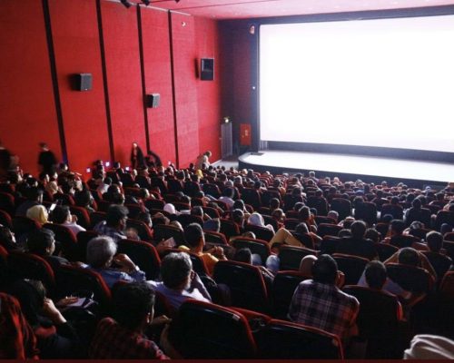 مرور آمار فروش آنلاین بلیت در نیمه اول سال ۱۴۰۴