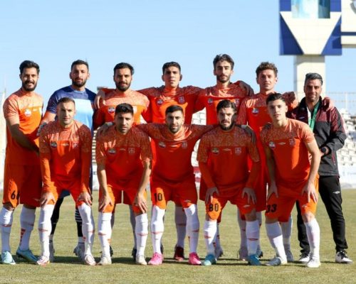 مس سون گون سومین سرمربی را هم دید!
