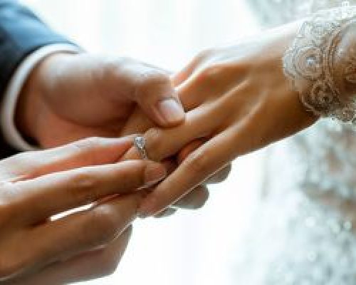 معادلات به هم ریخت!/ چند آمار عجیب از اوضاع ازدواج در ایران