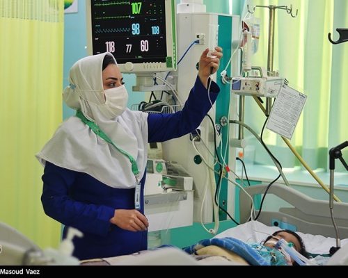 مهاجرت سالانه 2700 نفر پرستار از ایران/ لزوم استخدام نیروی جدید با افزایش تخت های بیمارستانی